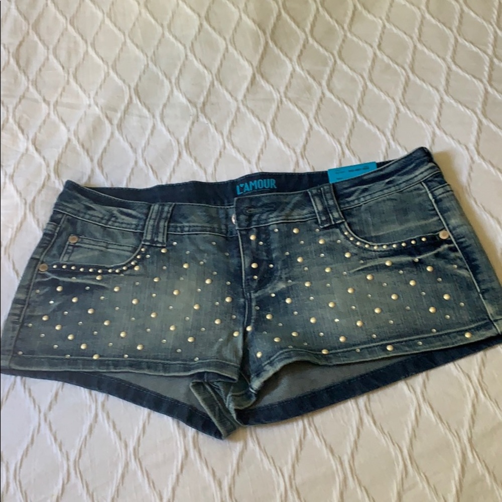 Brand New ladies Short